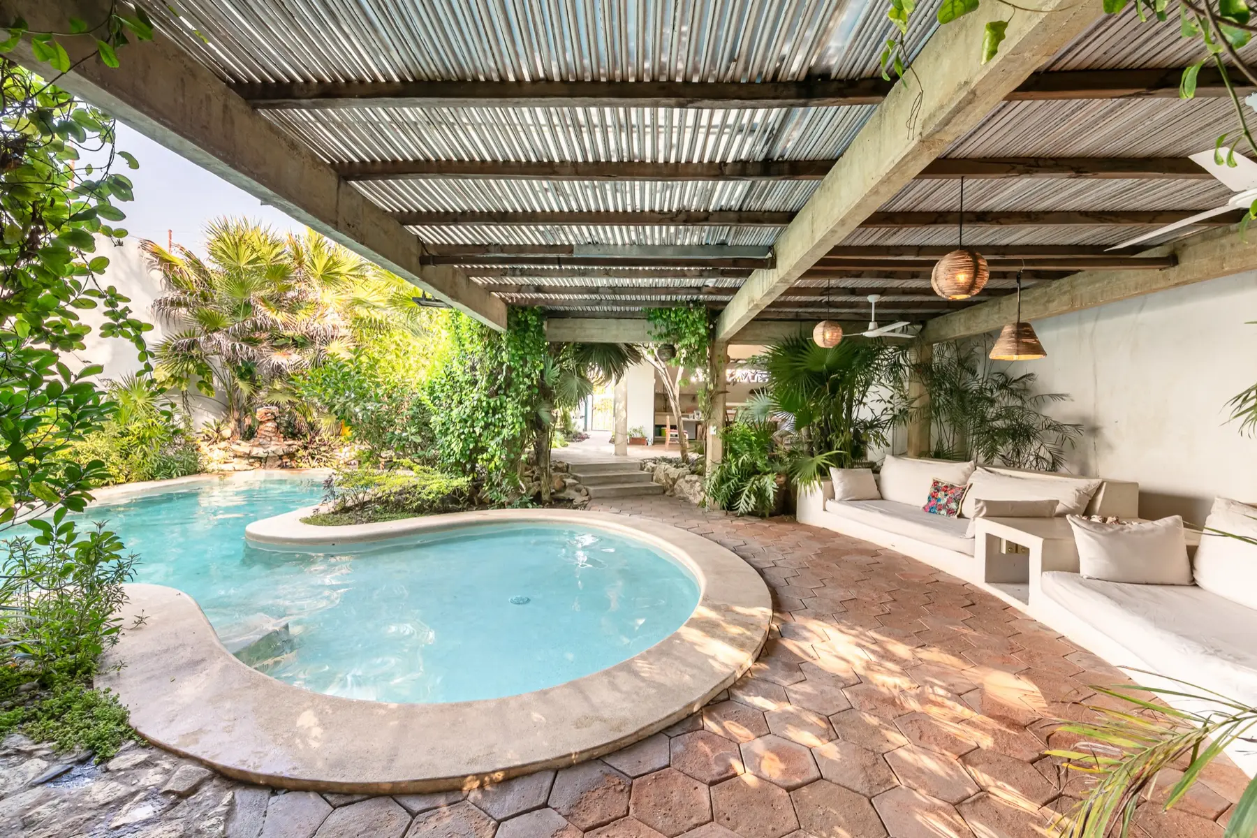Poolside seating